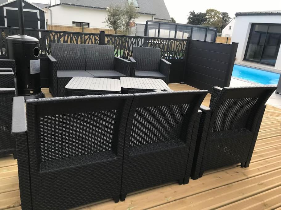 Maison 10 Pers En Bord De Mer Avec Piscine Chauffee Toute L'Annee, Spa Et Hamman Surzur Exterior photo
