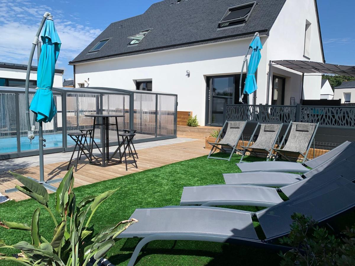 Maison 10 Pers En Bord De Mer Avec Piscine Chauffee Toute L'Annee, Spa Et Hamman Surzur Exterior photo